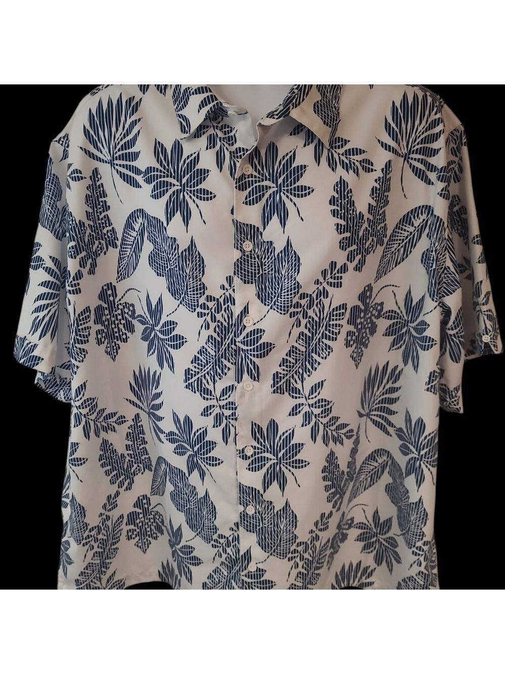 Men's White and Blue Floral Shirt